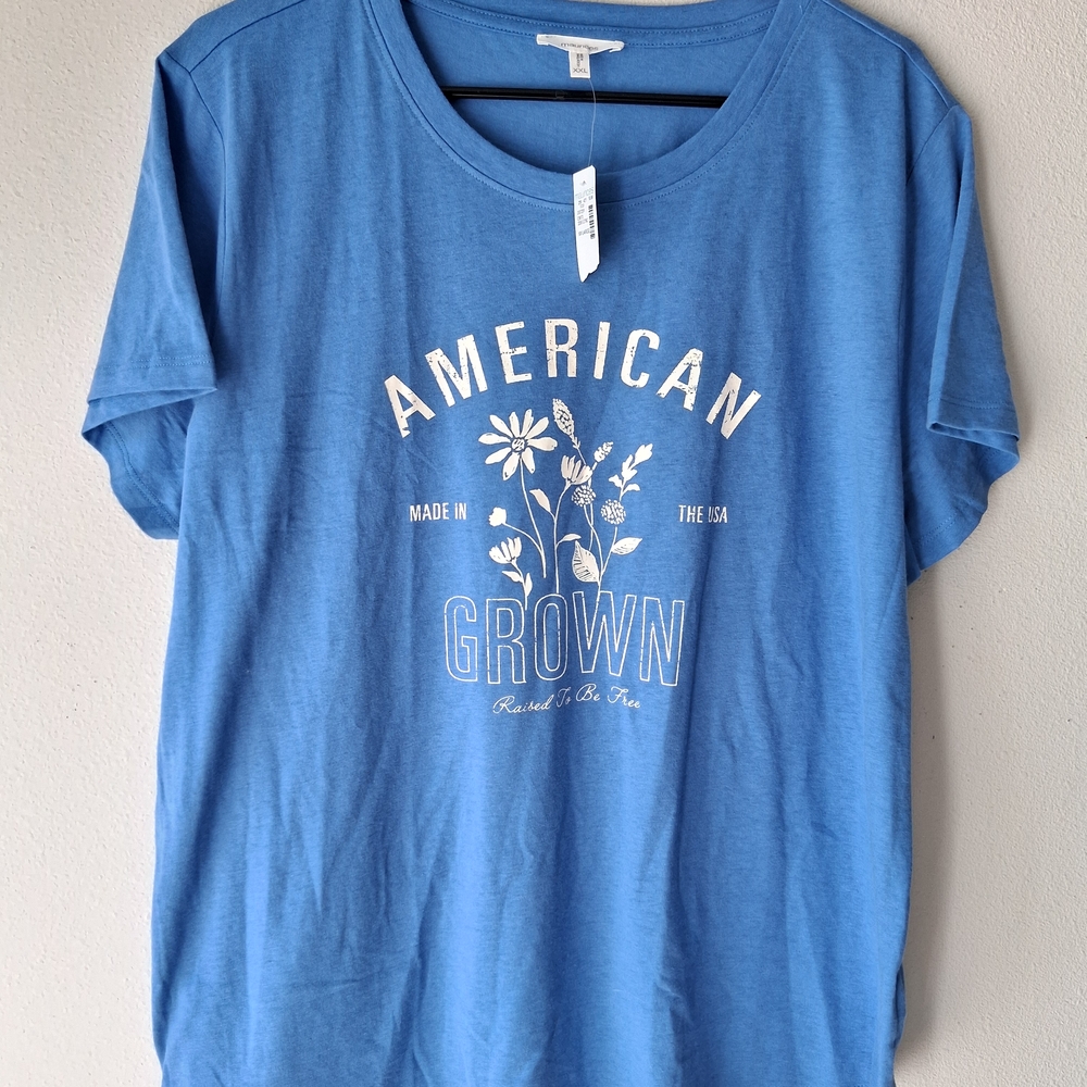 NWT Maurices Blue Graphic Tee - American Grown